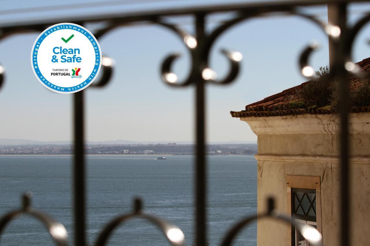 Alfama Right Point Lisbon