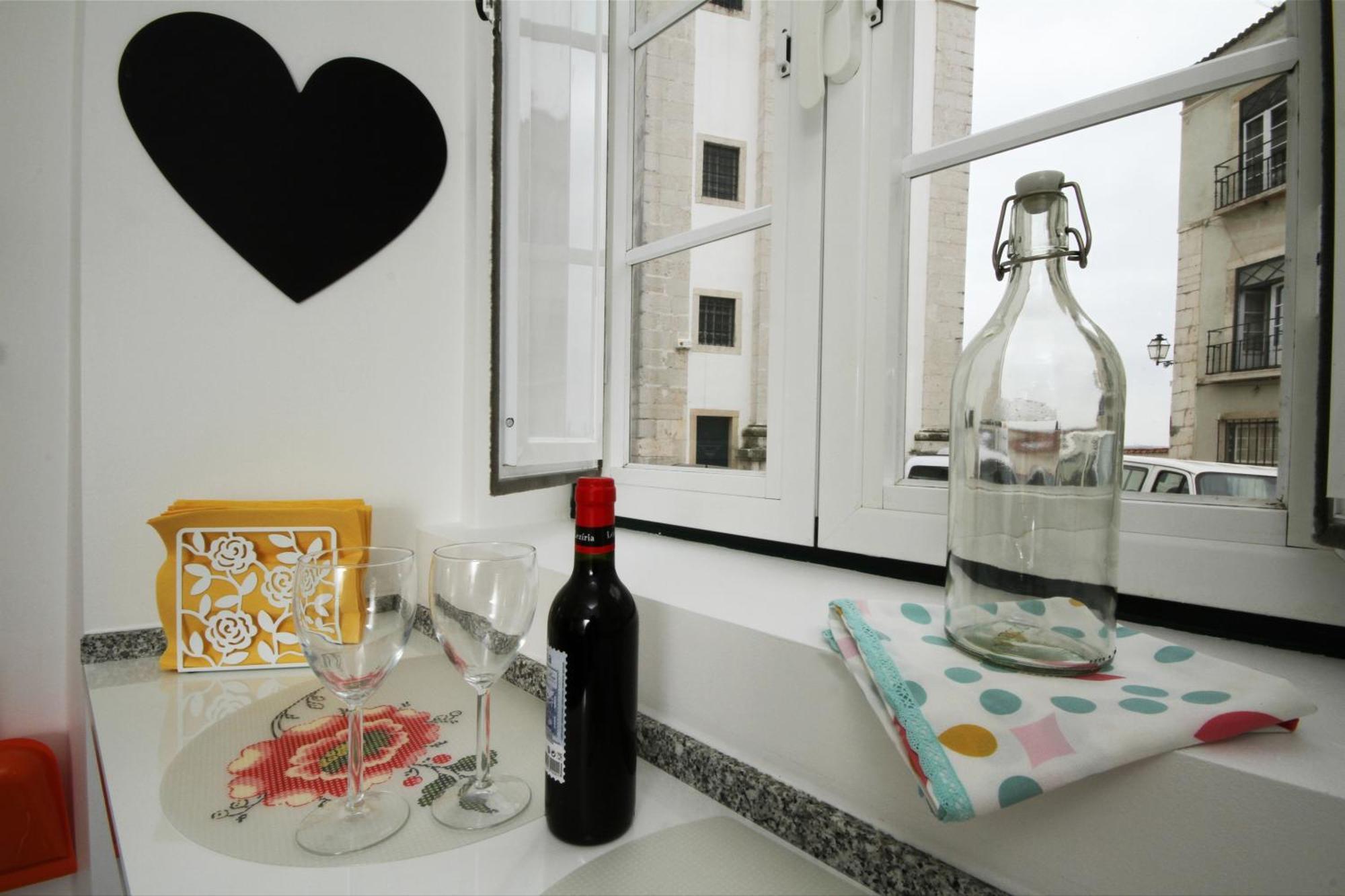 Alfama Right Point Apartment Lisbon